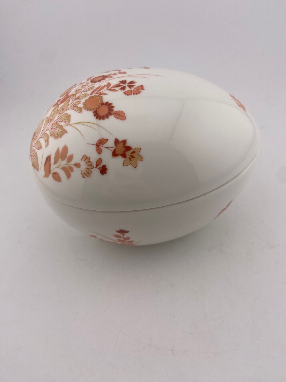 MIKASA EASTWIND Bone China Oval Egg Shaped Trinket Box Floral Vintage A4-181